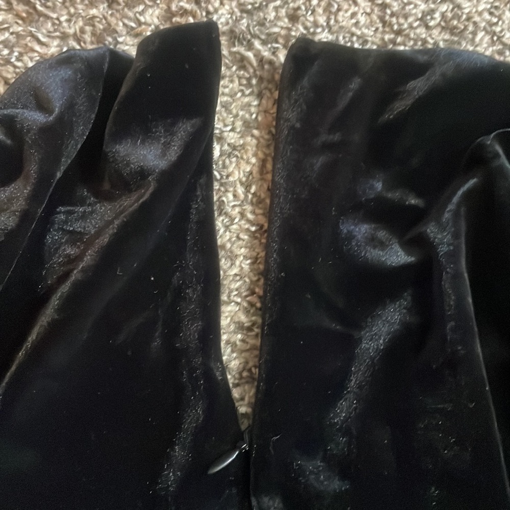 Lulu's Black Velvet Bodycon Long Sleeve Dress - Picture 7 of 7